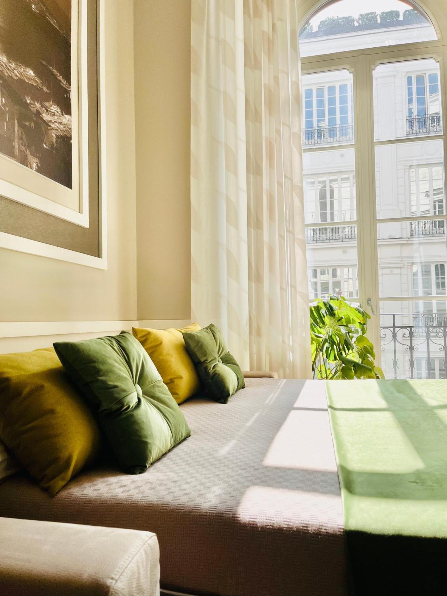 Piazza Amore Napoli Luxury Apartment Nel Cuore Di Napoli Exteriör bild